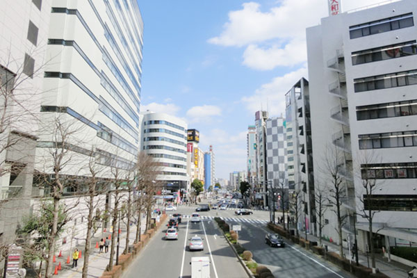 立川（東京都立川市）を熟知するペーパードライバー講習